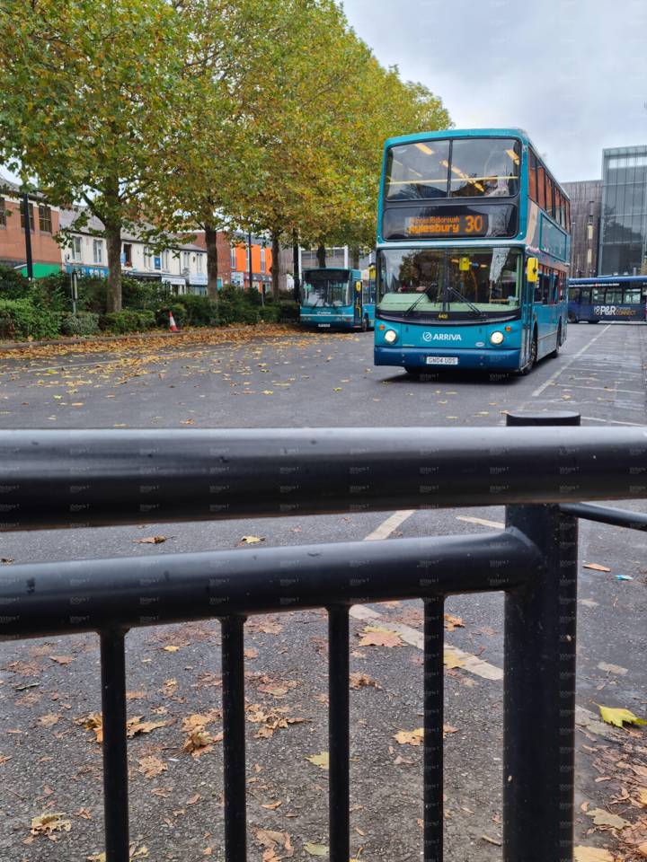 Image of Arriva Beds and Bucks vehicle 6403. Taken by Victoria T at 10.51.37 on 2021.11.04